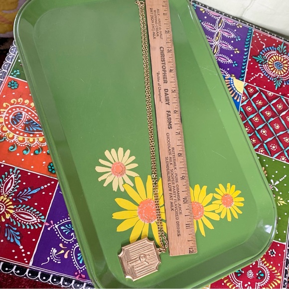 70s Medallion Necklace - Picture 7 of 7